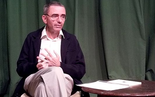 Josep Maria Ripoll als Dilluns poètics a la UES.