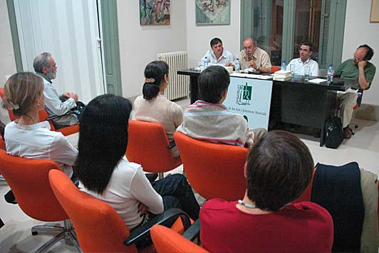 Paper de Versalia en Amics de les Arts de Terrassa