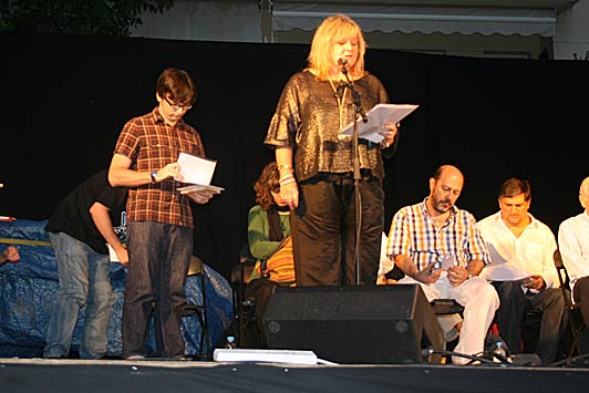 La poeta Maite Soler llegeix al costat d’en David Madue&ntilde;o